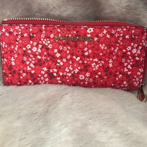 Michael Kors handbag and wallet